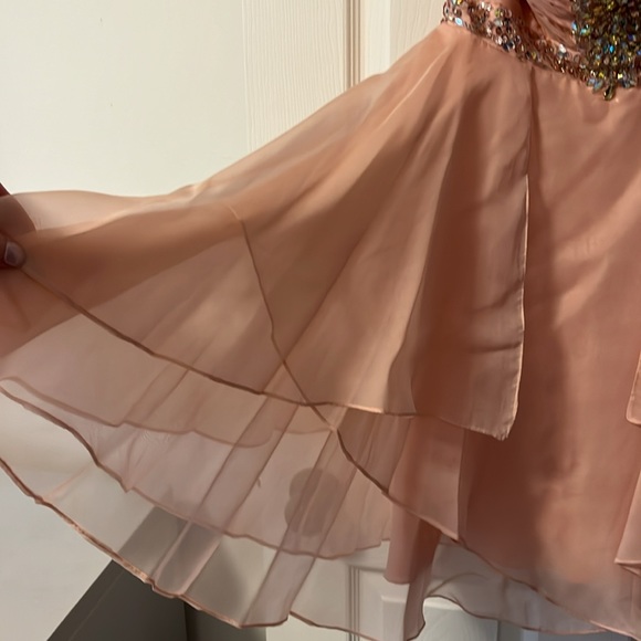 Graduation 👩🏻🎓 Prom dress blush pink/ short size 6 (altered) - Picture 4 of 7